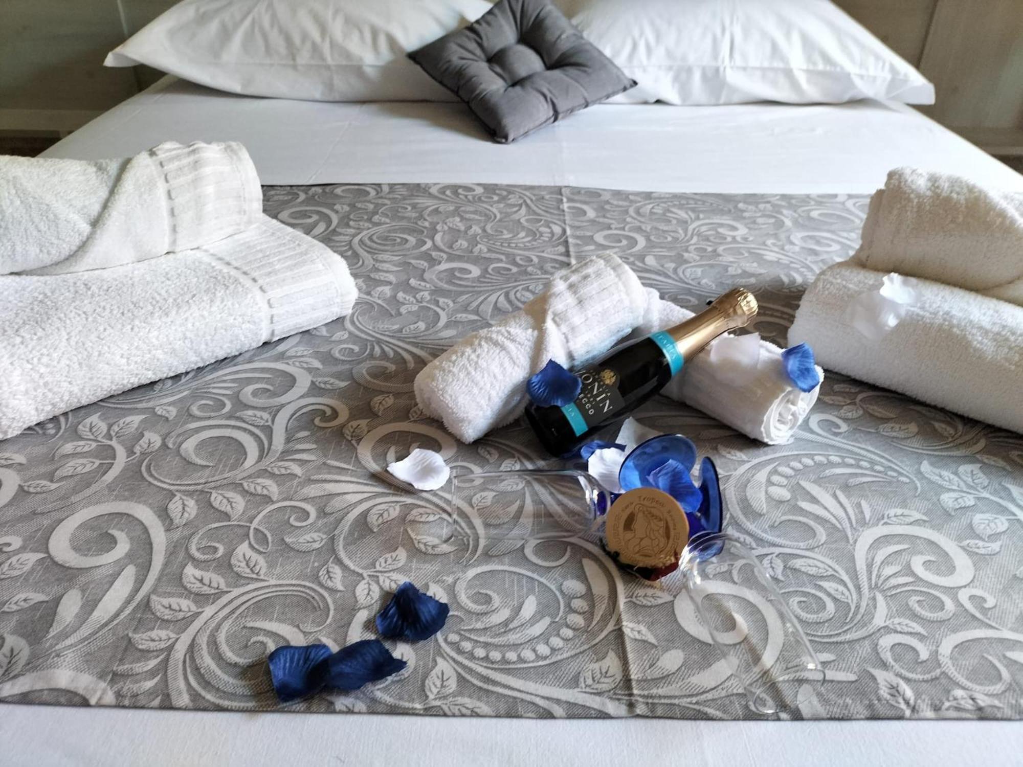 Hera Tropea Rooms Ngoại thất bức ảnh
